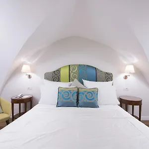 3* Affittacamere Diecisedici